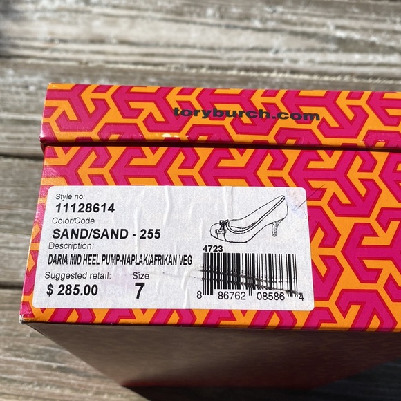 VGC Tory Burch Daria Mid Heel pump style 11128614 size 7 color sand – 255 - Picture 6 of 6